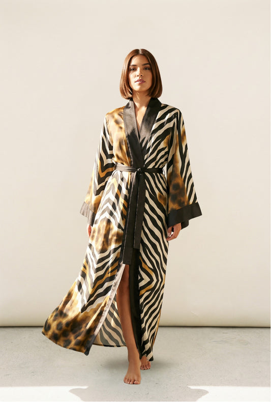 Nike Robe