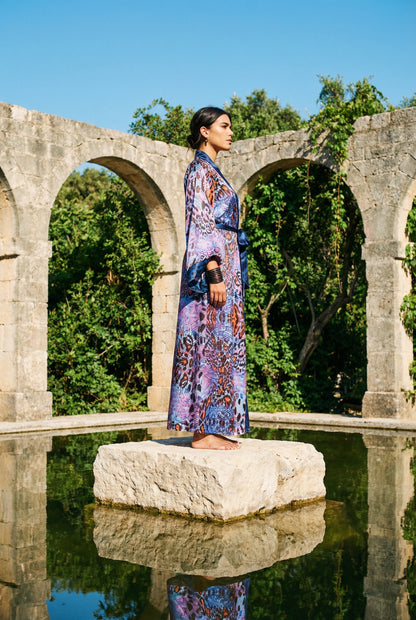 Amara Robe